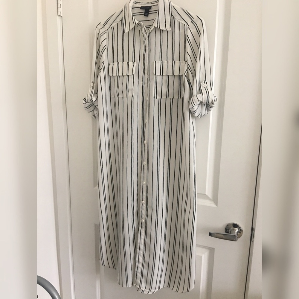 🌺Who What Wear Midi Dress🌺